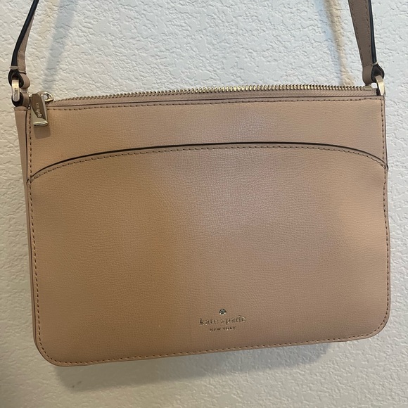 Kate Spade Purse - Picture 2 of 6